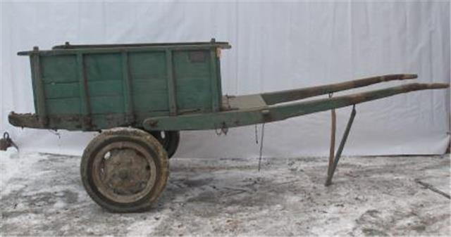Gewone aardkar met luchtbanden, Karrenmuseum Essen